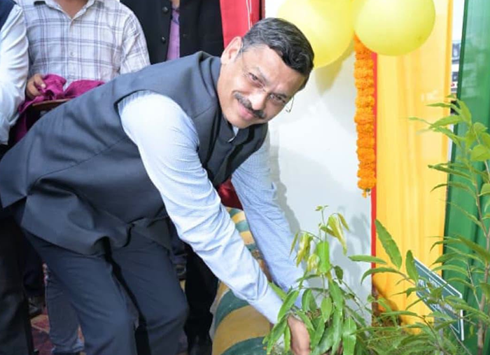 IGL: A landmark milestone in India's clean energy journey! 
